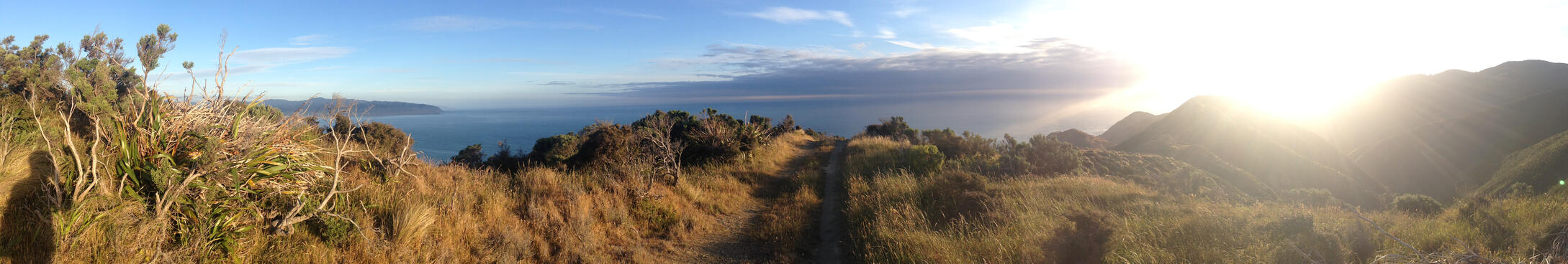 Panoramica 180 degree view of sea and coastline.