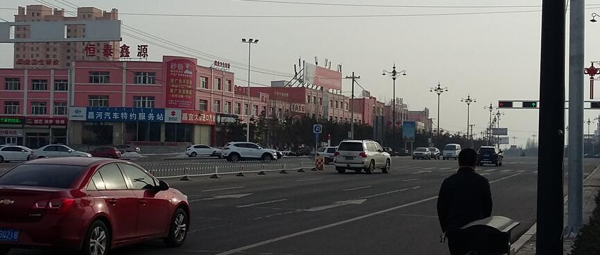 A street scene in Jining.
