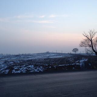 The road to Datong leads me over yet another mountain