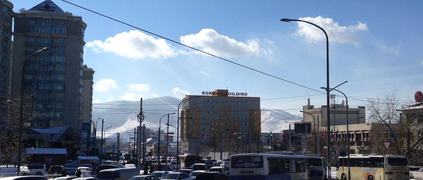 Blue skies above the Rokmon Building.