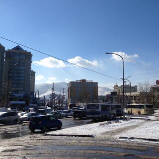 Blue skies above the Rokmon Building.