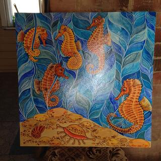Socialising seahorses.