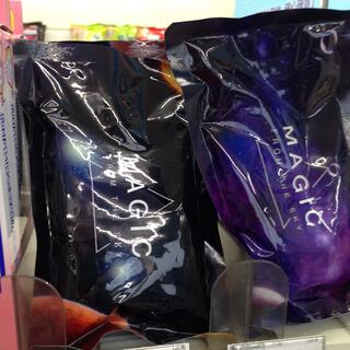 On the supermarket shelves, small bags read ʼMagic from the skyʼ.